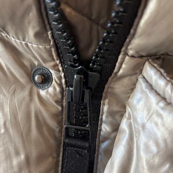 Aritzia Super Puff in Hi Gloss Taupe - Picture 4 of 6